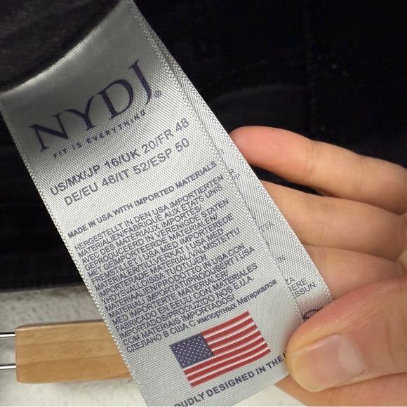 NYDJ Marilyn Straight Black Jeans Denim 16 Plus Size - Picture 8 of 9